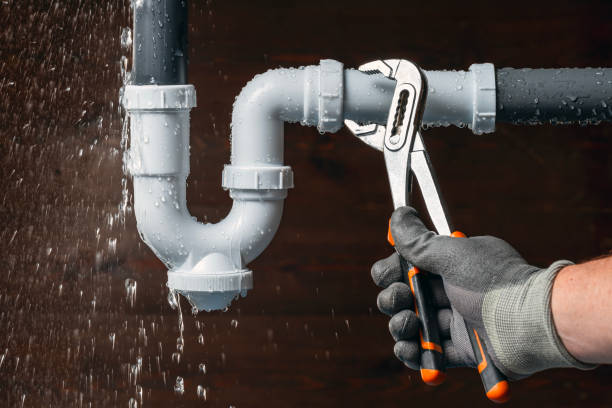 Professional Emergency Plumber technician working in Jackson, WI